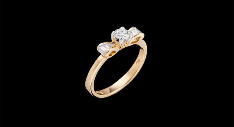 Diamond — A1338886504