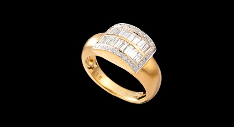 Diamond — A1340101844