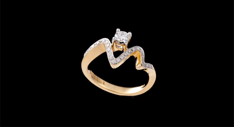 Diamond — A1340101972