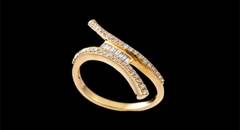 Diamond — A1340102155