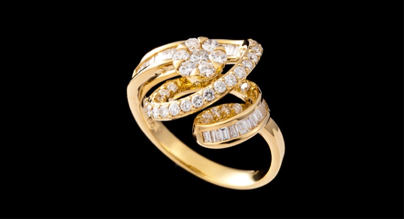 Diamond — A1340102182