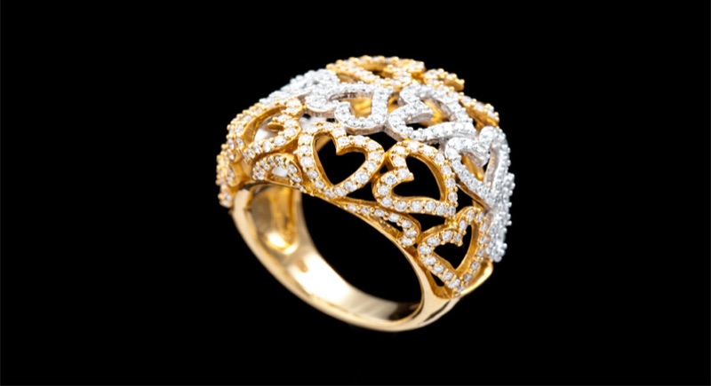 Diamond — A1340102369